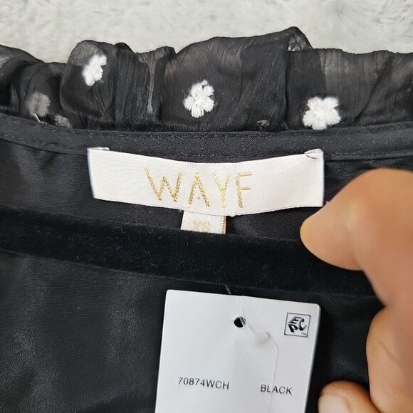 Wayf Crop Top Womens Size XS Black Embroidered Daisy Floral Chiffon Cinch Front - Picture 4 of 11